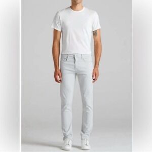Edwin Maddox Slim Jeans Mens 28 Outcast Light Wash Endurance‎ EM1001CSVS NEW